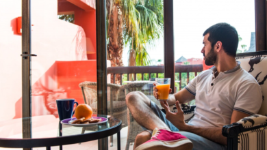Hotels in Chania old town – pick a quarter, then pick a balcony