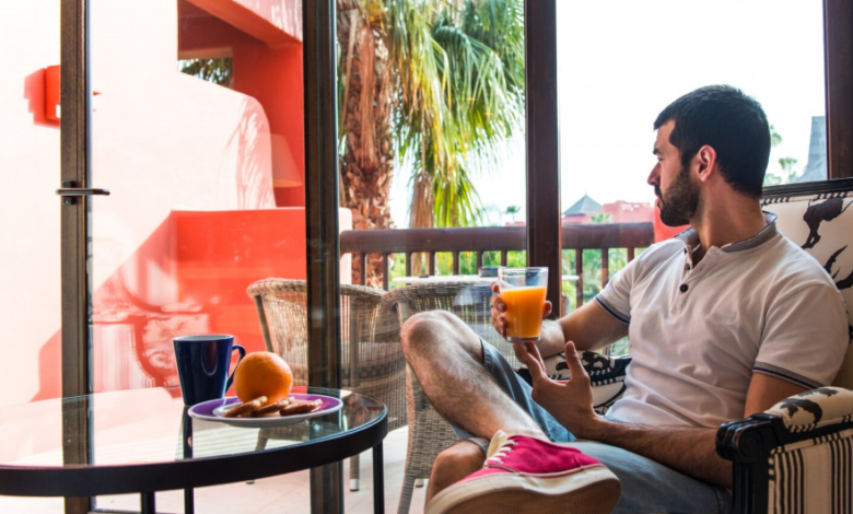 Hotels in Chania old town – pick a quarter, then pick a balcony