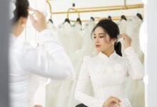 How to Choose a Wedding Dress Without Getting Overwhelmed