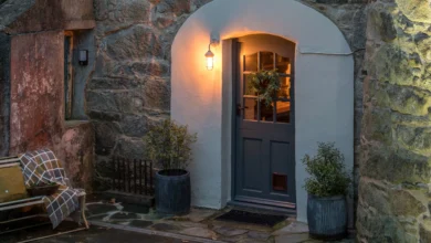 What Wall Lanterns Add to Entryways, Porches and Hallways